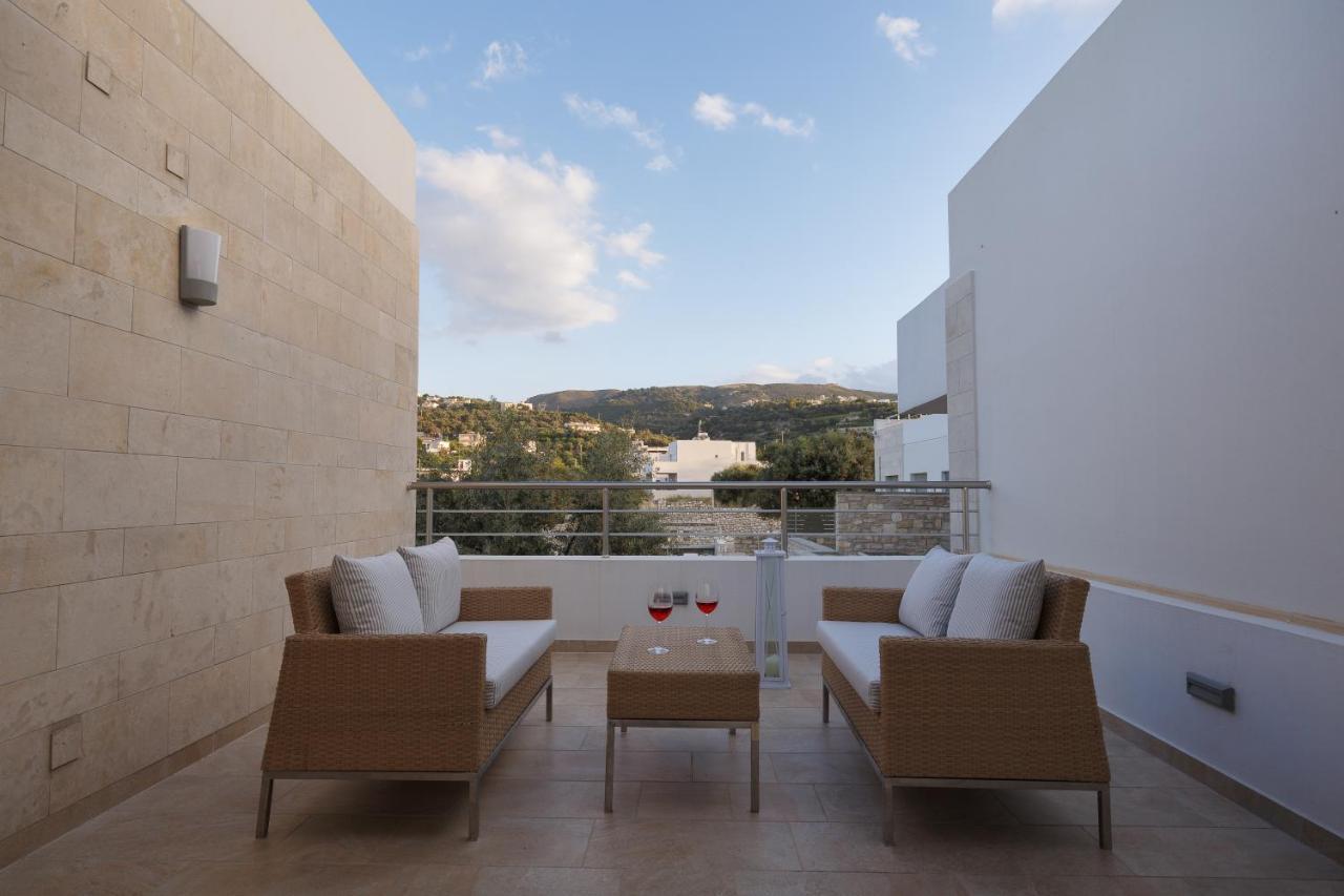 Eco Villa, A Perfect Escape Close To The Beach, By Thinkvilla Maroulás Eksteriør bilde