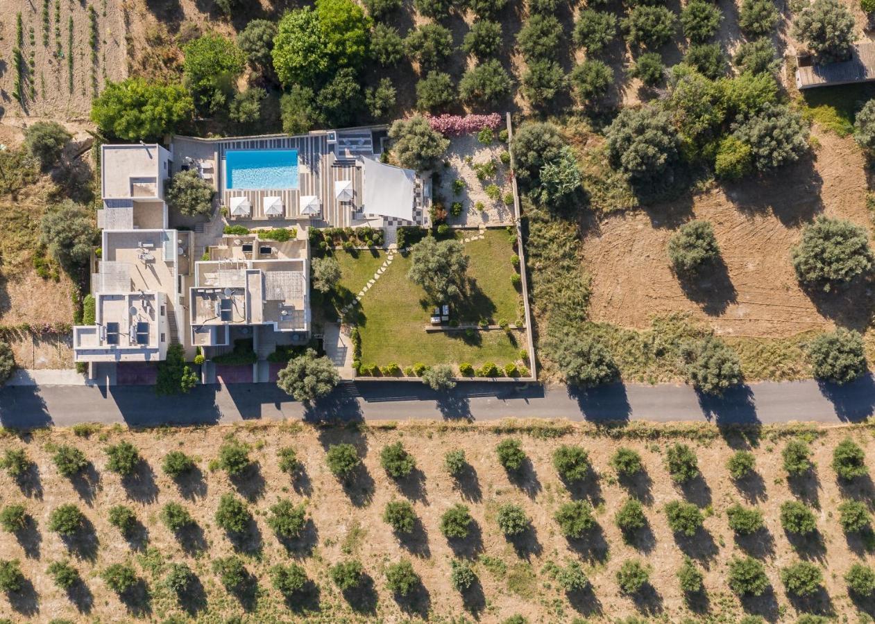 Eco Villa, A Perfect Escape Close To The Beach, By Thinkvilla Maroulás Eksteriør bilde