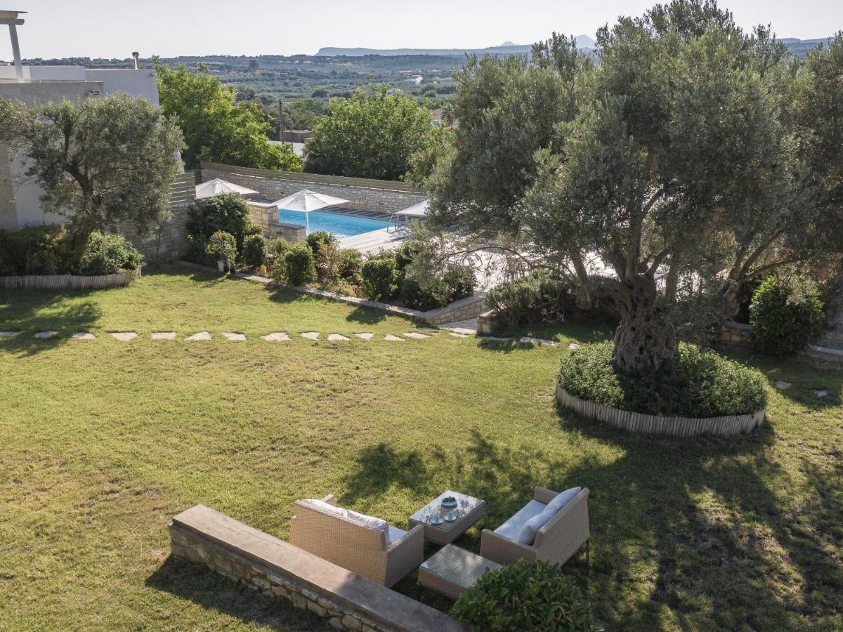 Eco Villa, A Perfect Escape Close To The Beach, By Thinkvilla Maroulás Eksteriør bilde