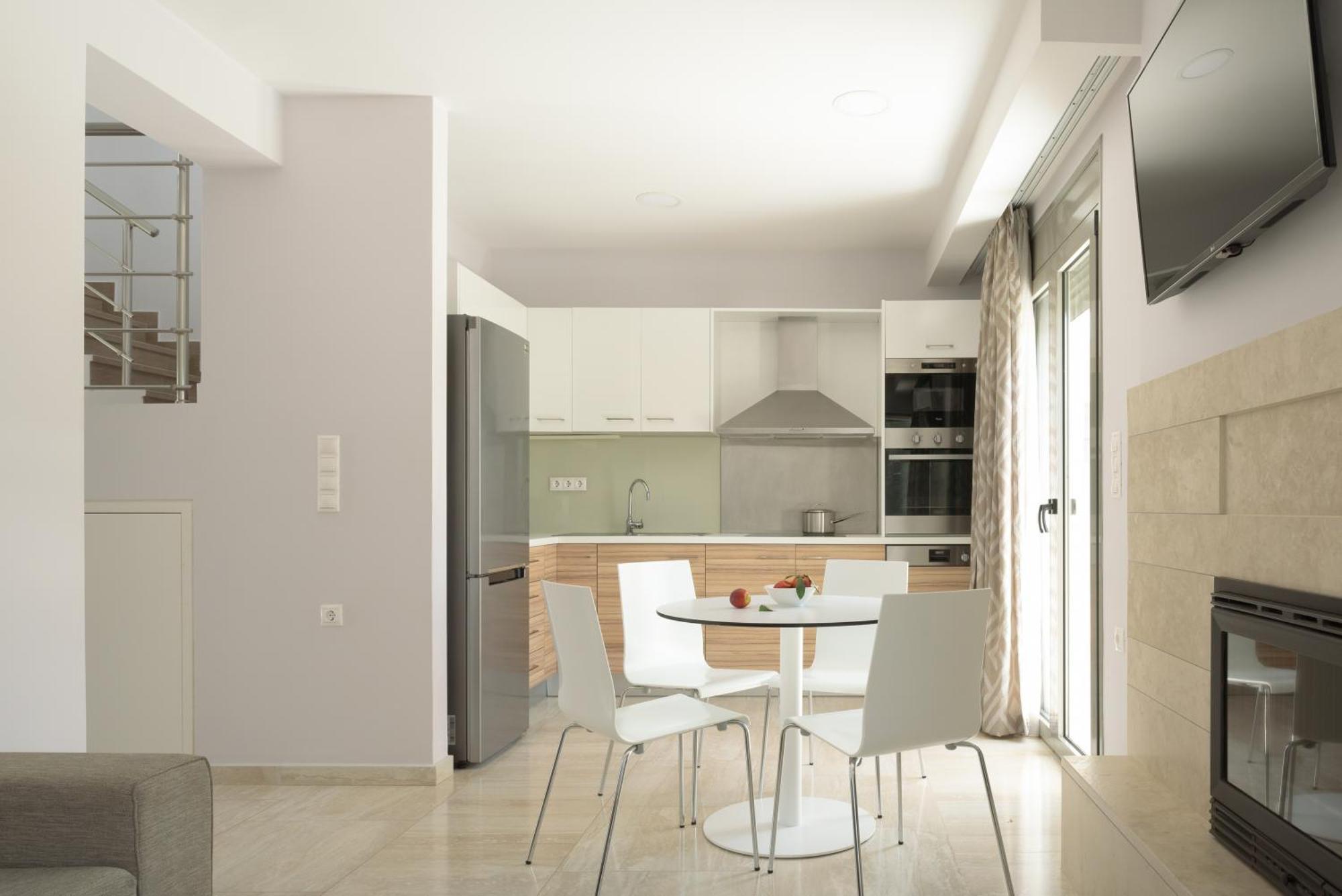 Eco Villa, A Perfect Escape Close To The Beach, By Thinkvilla Maroulás Eksteriør bilde